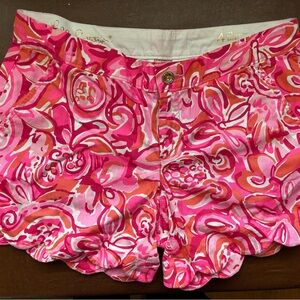 Lilly Pulitzer Buttercup Short in Mango Salsa Print